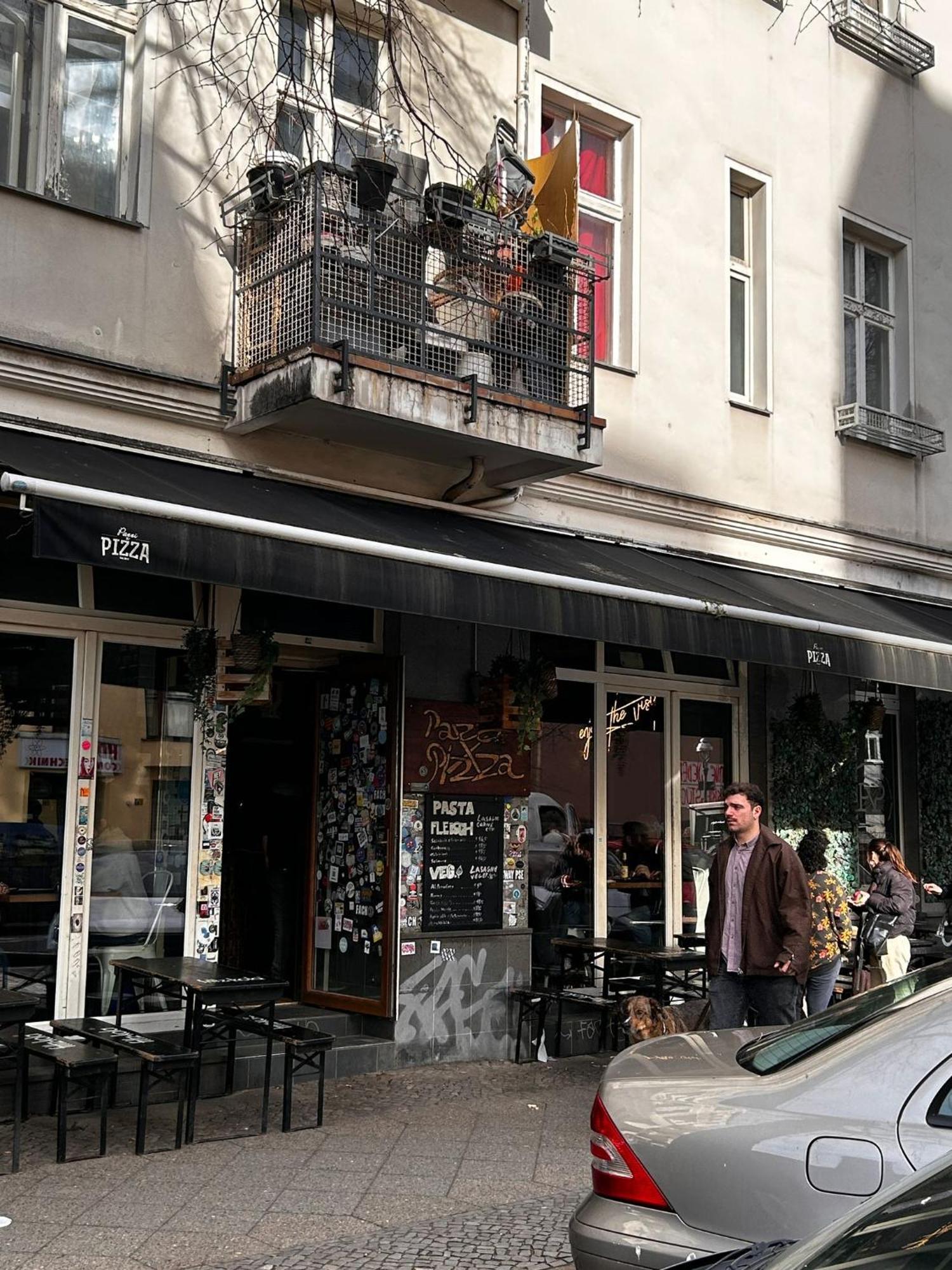 Appartamento Massagesessel, King-Sized Bed, Billardtisch, 2 Couches Berlino Esterno foto